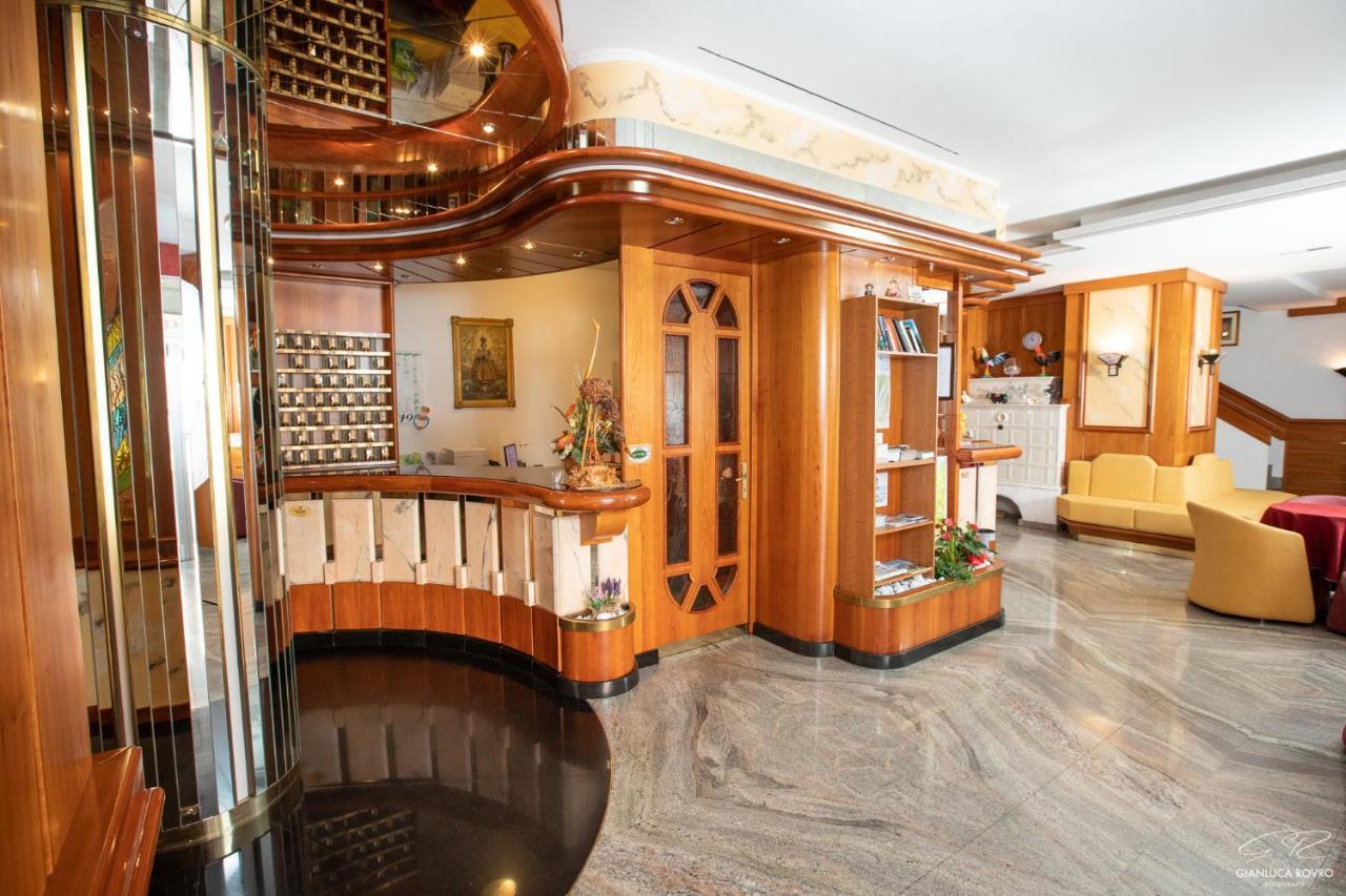 Hotel Posta Комано-Терме Екстер'єр фото